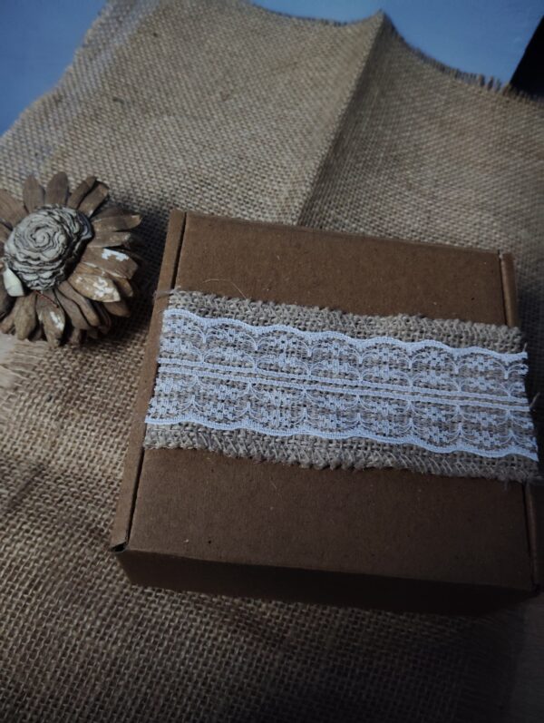 Vintage Hamper - Image 2