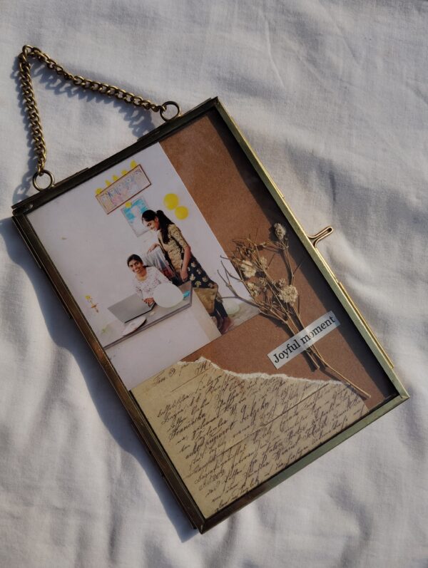 Vintage Hanging Frame – "Joyful Moment" - Image 2
