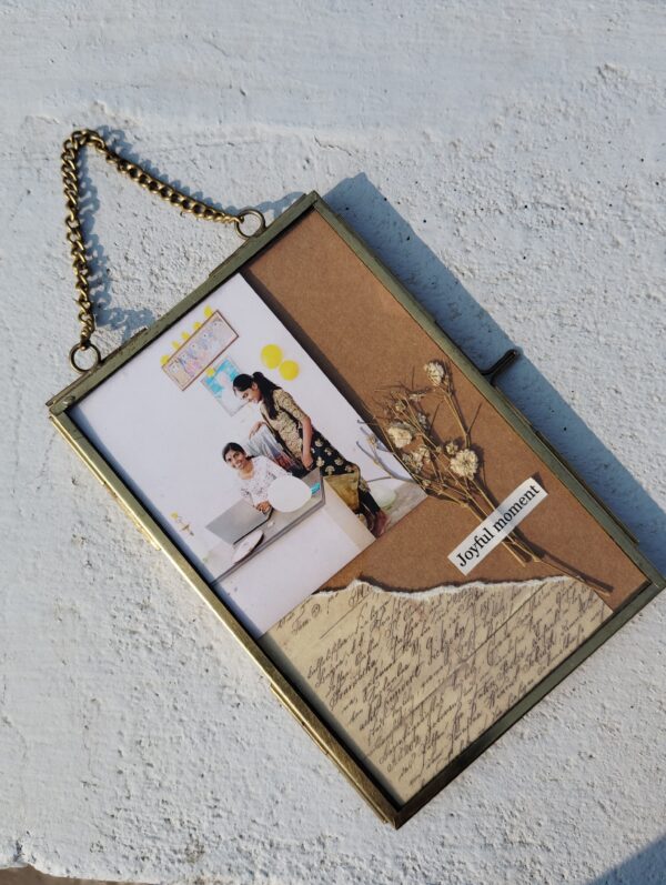Vintage Hanging Frame – "Joyful Moment"