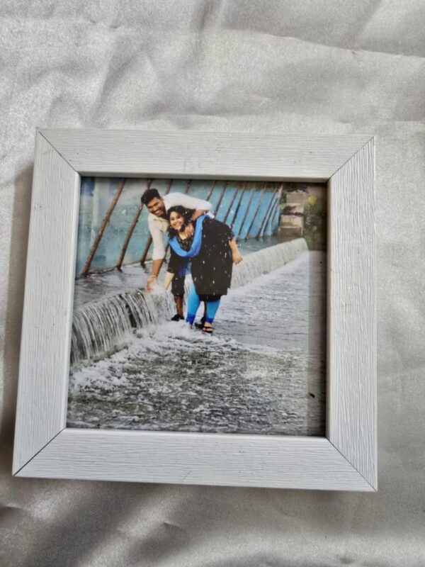 4-Inch Elegant White Photo Frame